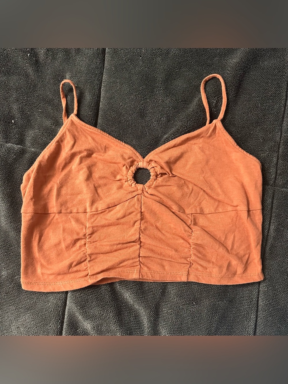 ⭐️3 For $15⭐️ SO Rust Orange Ring-Front Ruched Cropped Cami